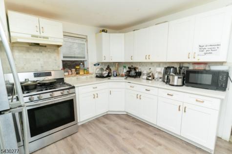 618 Elizabeth Avenue Elizabeth NJ 07206