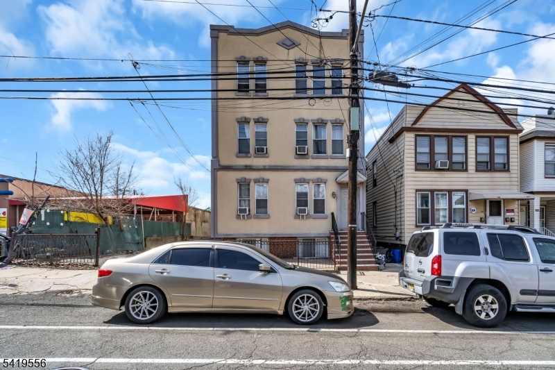 305 Cator Avenue Jersey City NJ 07305