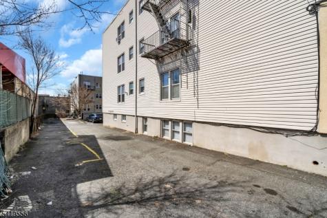 305 Cator Avenue Jersey City NJ 07305