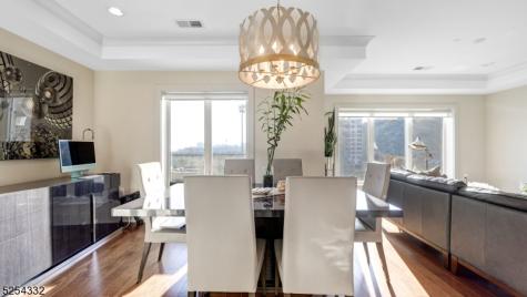150 Henley Place Weehawken NJ 07086
