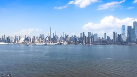 150 Henley Place Weehawken NJ 07086