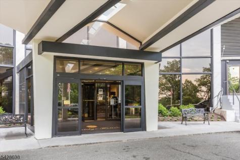 1 Claridge Drive Verona NJ 07044