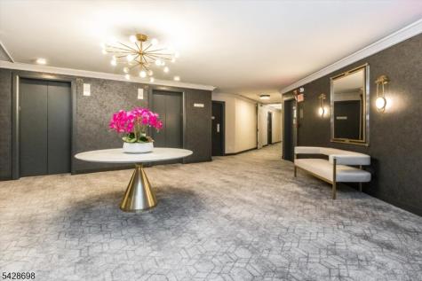 1 Claridge Drive Verona NJ 07044