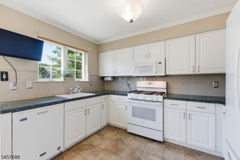 401 Tulsa Court Independence NJ 07840