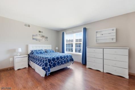 401 Tulsa Court Independence NJ 07840