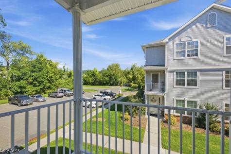401 Tulsa Court Independence NJ 07840