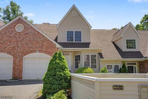 122 Richmond Road West Milford NJ 07480