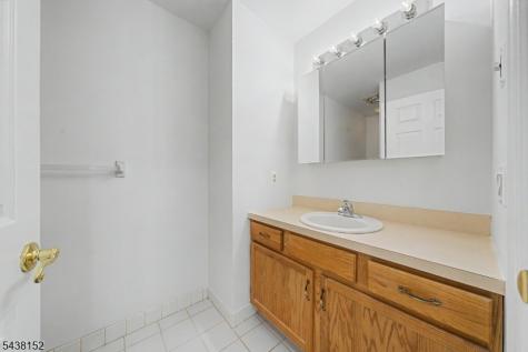 122 Richmond Road West Milford NJ 07480