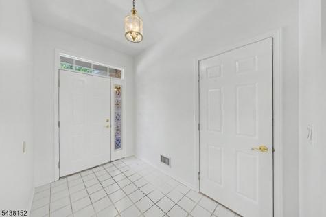 122 Richmond Road West Milford NJ 07480
