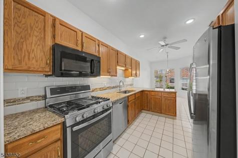 122 Richmond Road West Milford NJ 07480