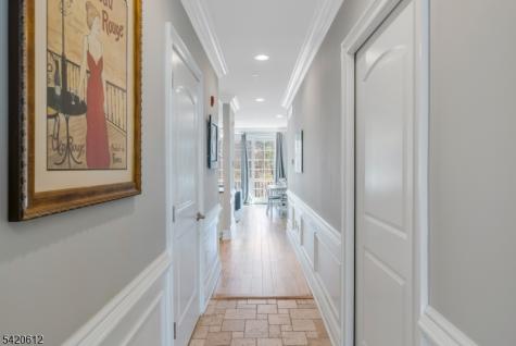 8 Schmidt Circle Watchung NJ 07069