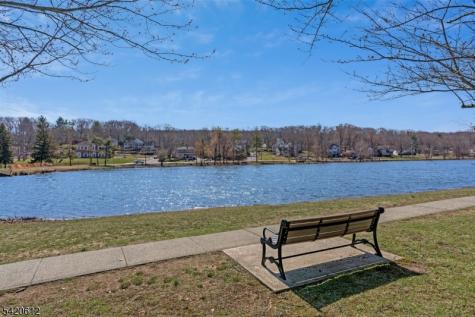8 Schmidt Circle Watchung NJ 07069