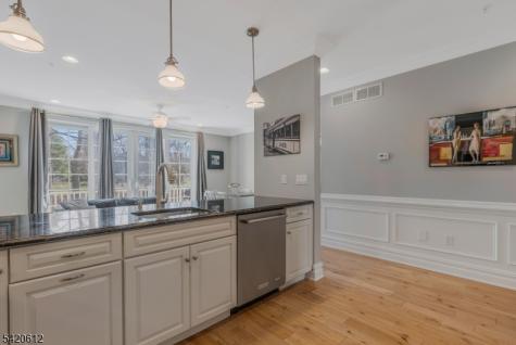 8 Schmidt Circle Watchung NJ 07069
