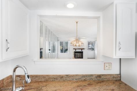 81 Woodland Drive Roselle NJ 07203