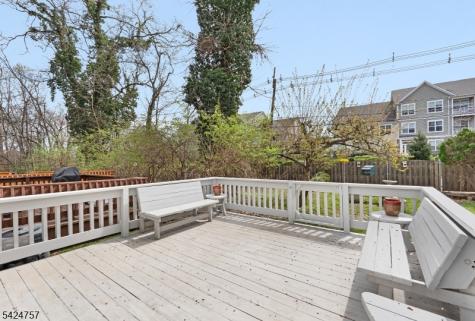 81 Woodland Drive Roselle NJ 07203