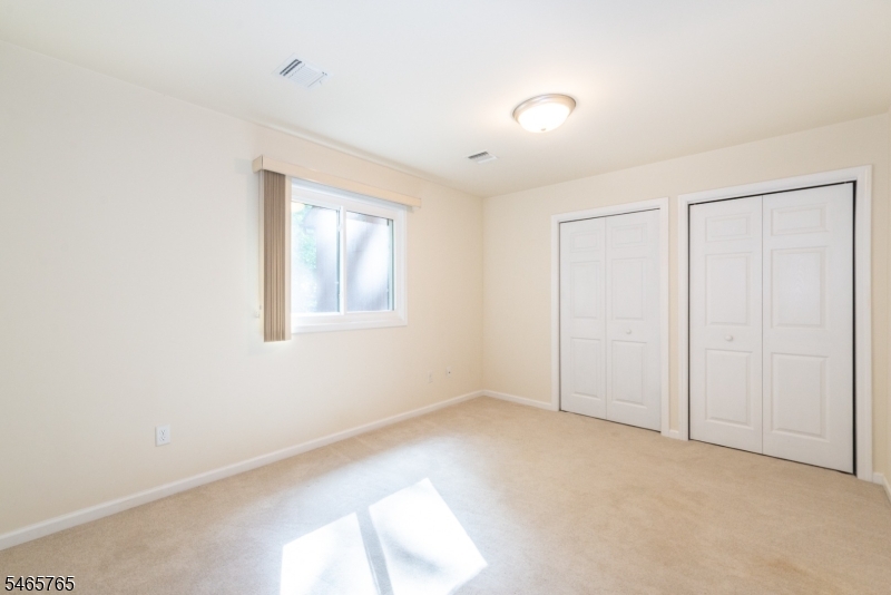 5 Steamboat Drive Vernon NJ 07462