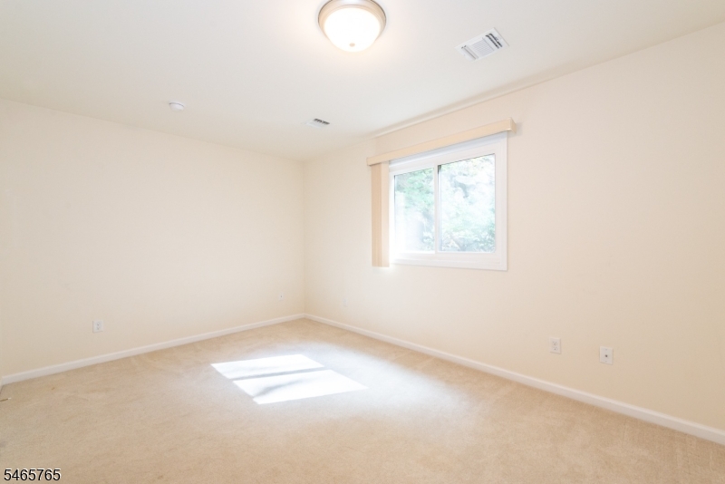 5 Steamboat Drive Vernon NJ 07462
