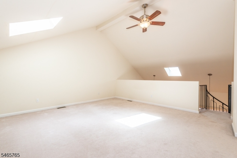 5 Steamboat Drive Vernon NJ 07462