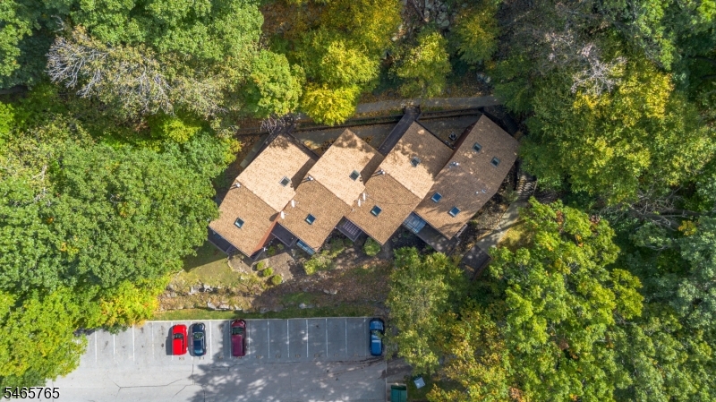 5 Steamboat Drive Vernon NJ 07462