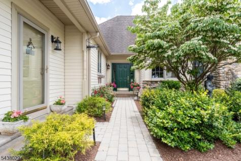 3 Troon Drive Fredon NJ 07860