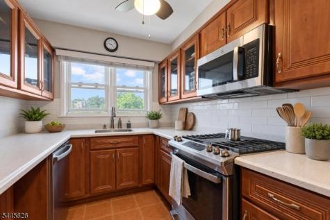 415 Claremont Avenue Montclair NJ 07042