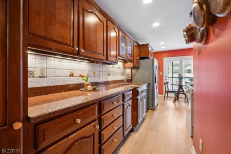 68 Mews Lane South Orange Village NJ 07079