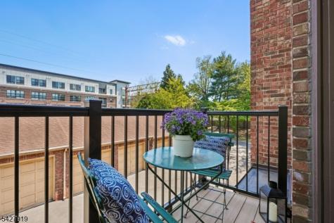 68 Mews Lane South Orange Village NJ 07079