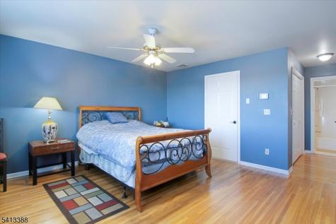 180 Marion Drive West Orange NJ 07052