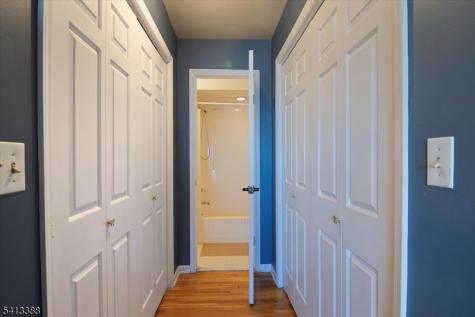 180 Marion Drive West Orange NJ 07052