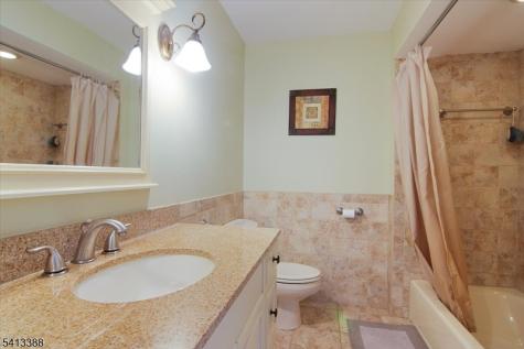 180 Marion Drive West Orange NJ 07052