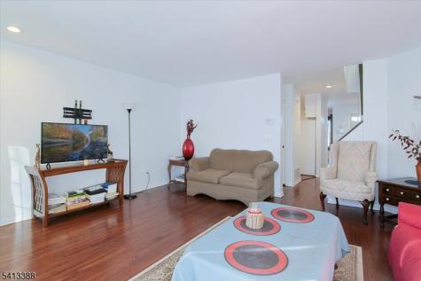 180 Marion Drive West Orange NJ 07052