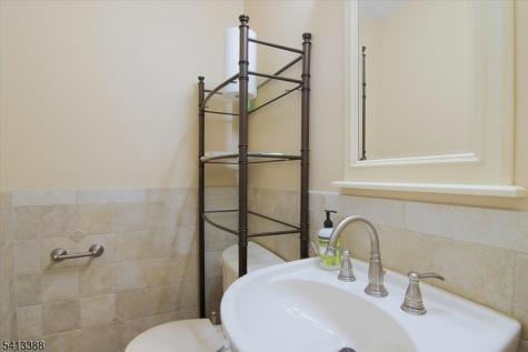 180 Marion Drive West Orange NJ 07052