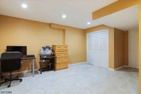 180 Marion Drive West Orange NJ 07052