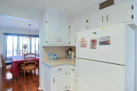 180 Marion Drive West Orange NJ 07052