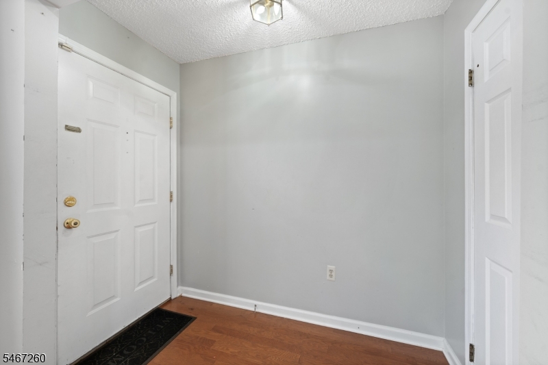 5 Hudson Court Franklin NJ 08823