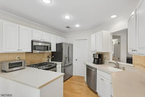389 Digaetano Terrace West Orange NJ 07052
