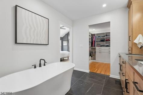 389 Digaetano Terrace West Orange NJ 07052
