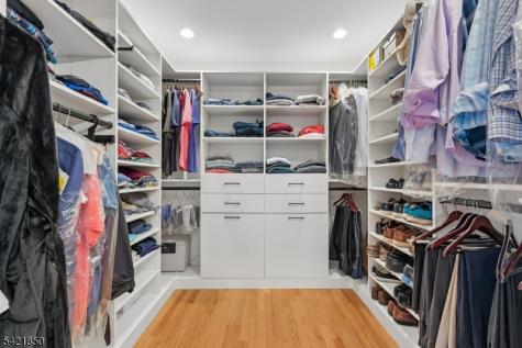389 Digaetano Terrace West Orange NJ 07052