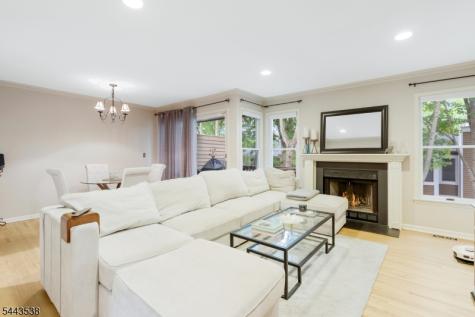 23 Eton Court Bedminster NJ 07921