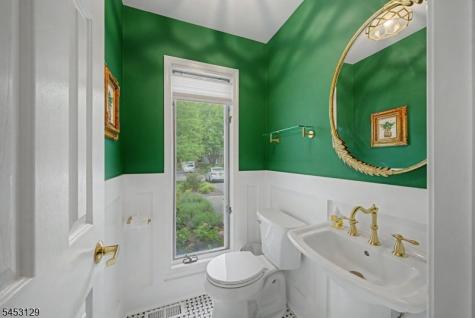 4 Jesse Court Montville NJ 07045