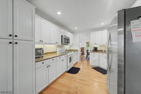 4 Jesse Court Montville NJ 07045