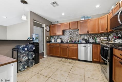 1 Brookview Lane Hardyston NJ 07419