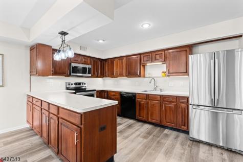 79 Old Fourth Drive Jefferson NJ 07438