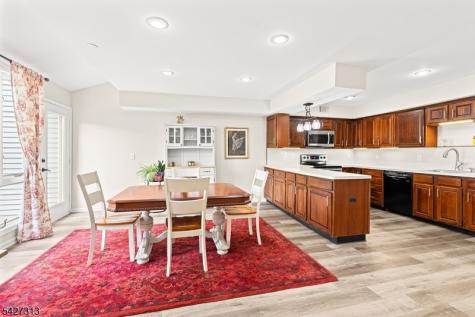79 Old Fourth Drive Jefferson NJ 07438