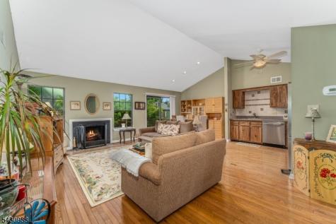 6 Wood Duck Court Allamuchy NJ 07840