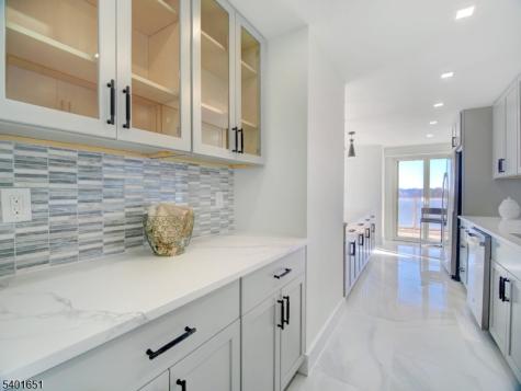 377 S Harrison Street 9l East Orange NJ 07018