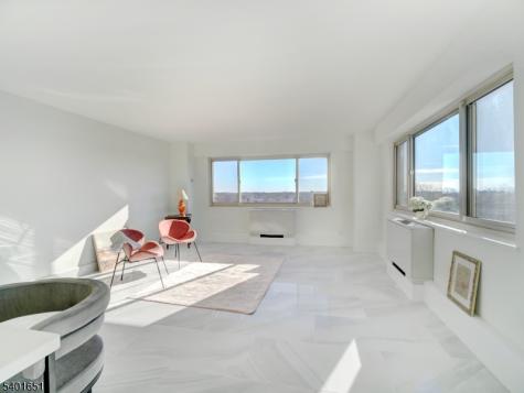 377 S Harrison Street 9l East Orange NJ 07018