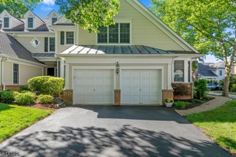 8 Hurlingham Club Road On Far Hills NJ 07931