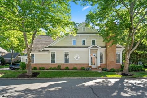 8 Hurlingham Club Road On Far Hills NJ 07931