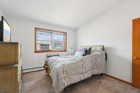 14 Hazard Place Elizabeth NJ 07208